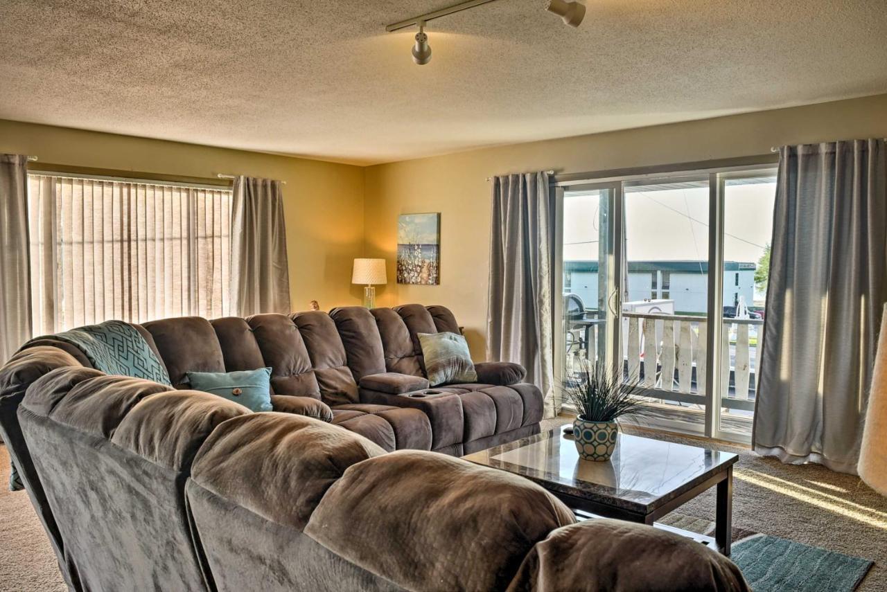 East Tawas Apartment Near Lake Huron And Downtown! Exterior foto